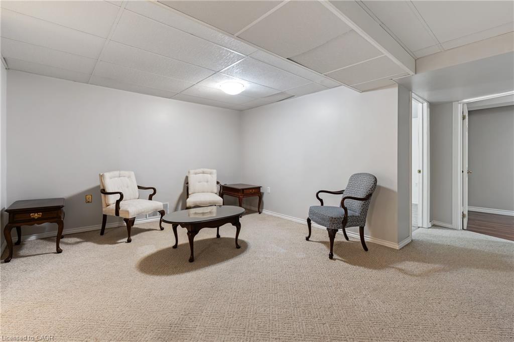 86 Santa Maria Drive, Cambridge, ON - Indoor Photo Showing Other Room