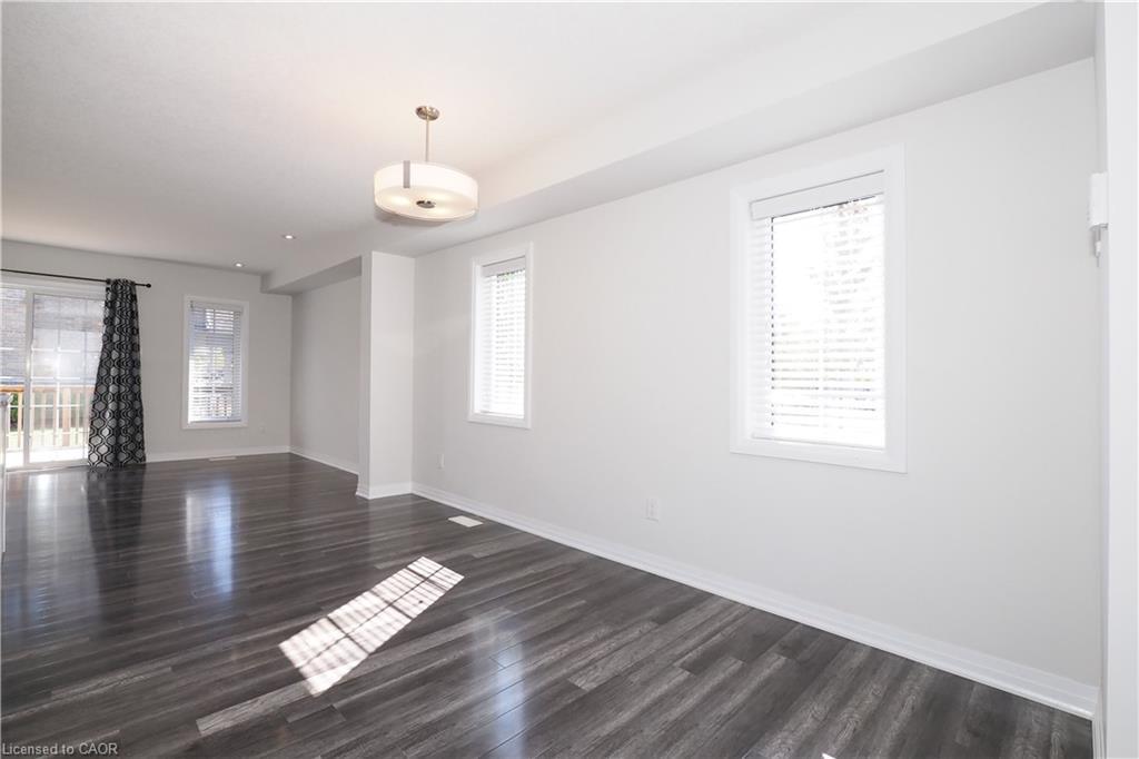 181 South Creek Drive, Kitchener, ON - Indoor Photo Showing Other Room