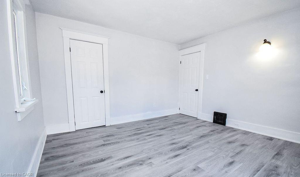 5810 Symmes Street, Niagara Falls, ON - Indoor Photo Showing Other Room