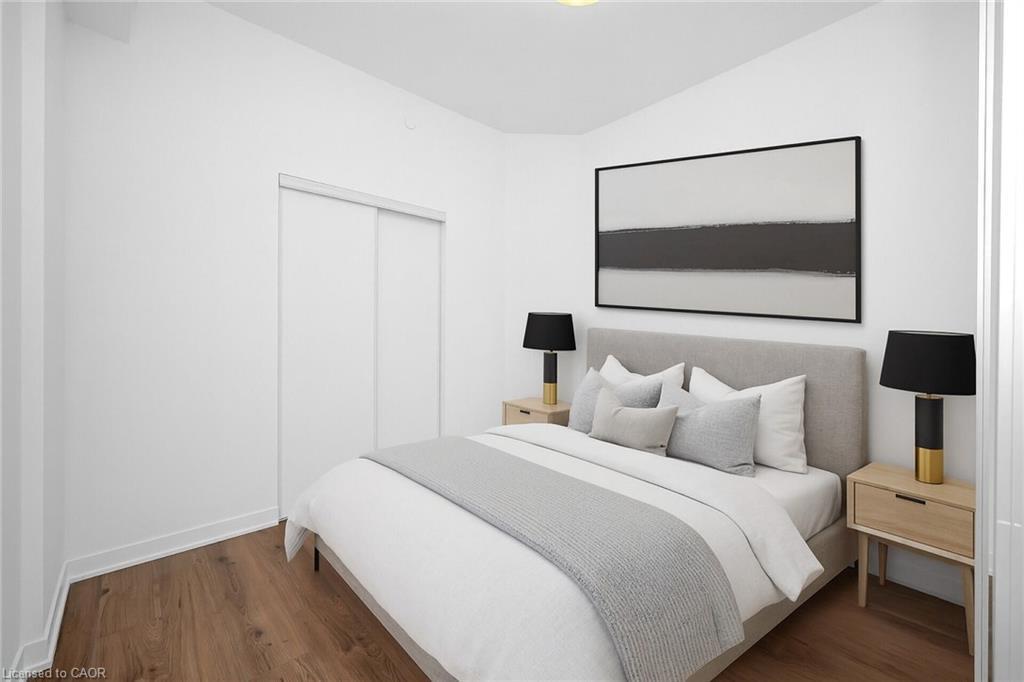 819-395 Dundas Street, Oakville, ON - Indoor Photo Showing Bedroom