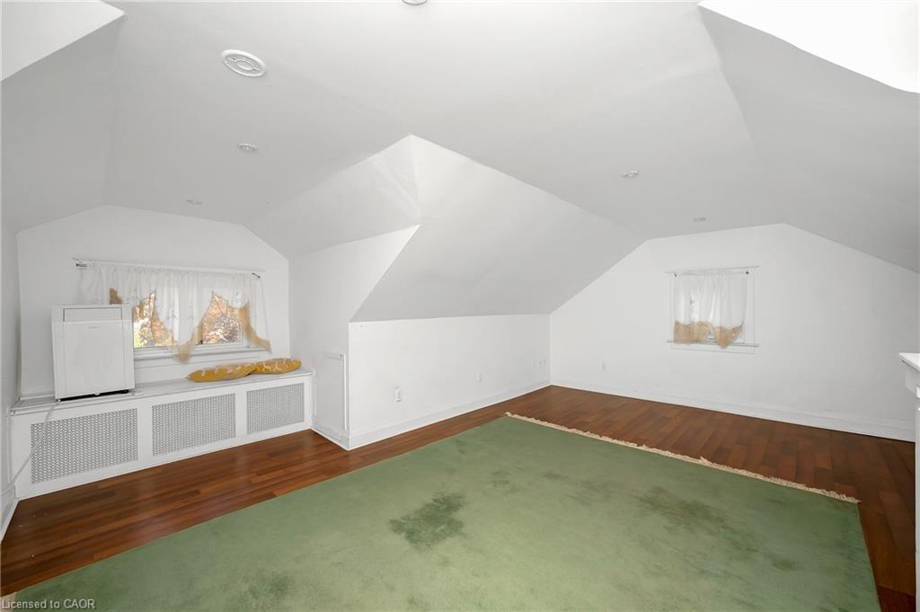 1088 King Street E, Hamilton, ON - Indoor Photo Showing Other Room