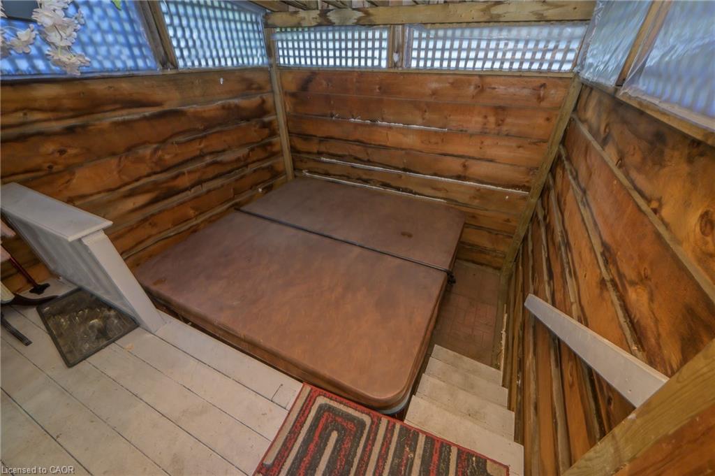 1088 King Street E, Hamilton, ON -