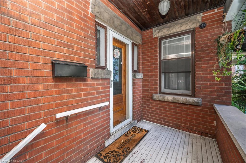 1088 King Street E, Hamilton, ON - Outdoor With Exterior