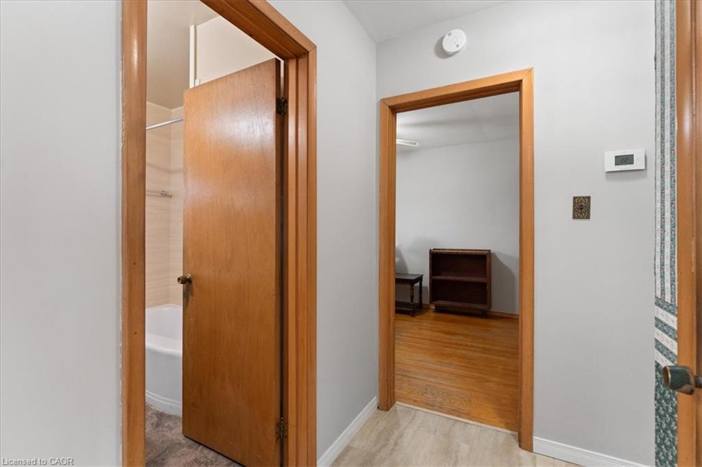 507 Upper Paradise Road, Hamilton, ON - Indoor Photo Showing Other Room