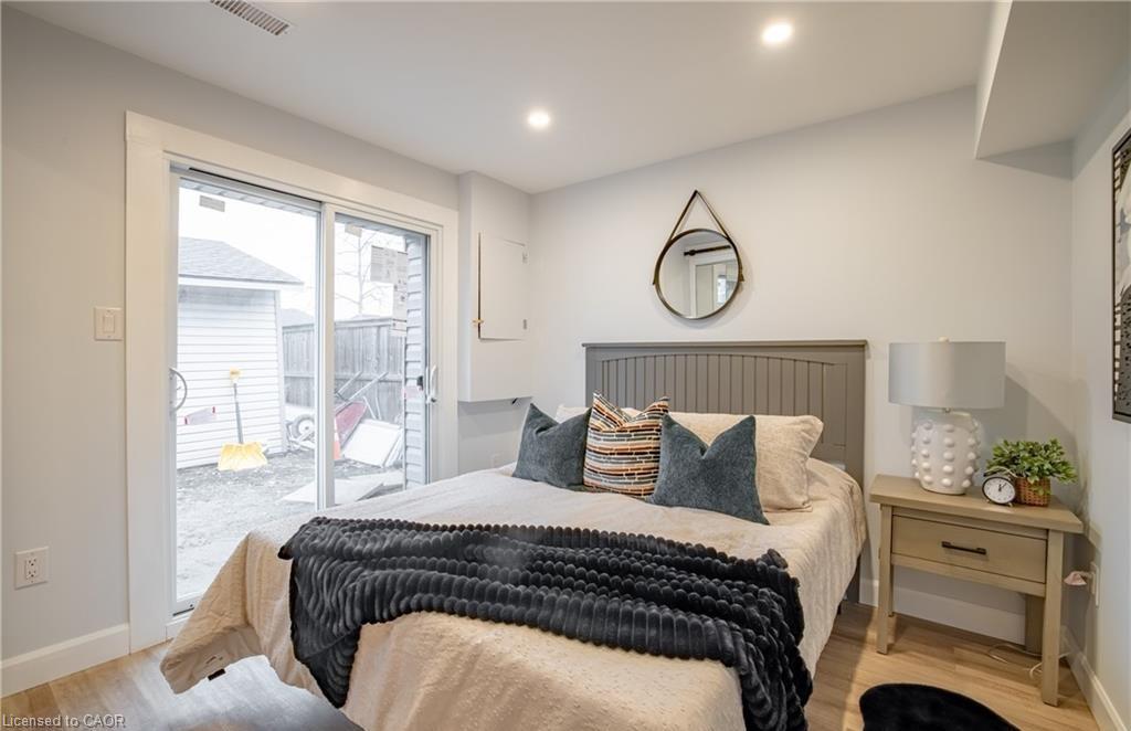 Garden Suite-521 South Pelham Road, Welland, ON - Indoor Photo Showing Bedroom