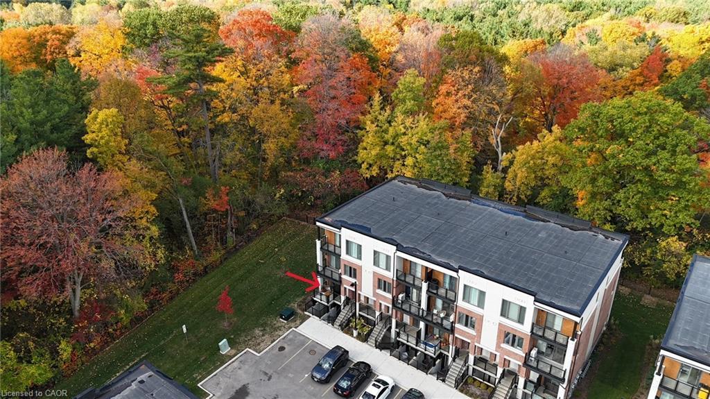 32-25 Isherwood Avenue, Cambridge, ON - Outdoor