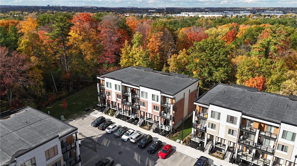 32-25 Isherwood Avenue, Cambridge, ON - Outdoor