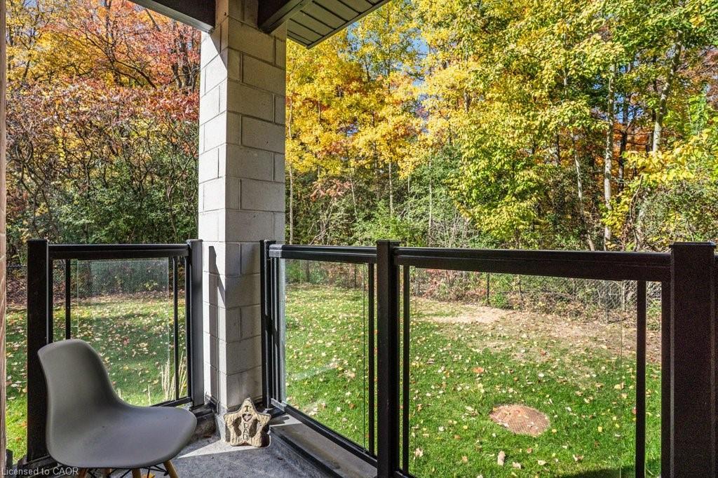 32-25 Isherwood Avenue, Cambridge, ON - Outdoor