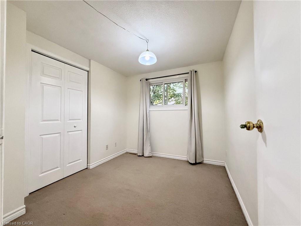 12-61 Thaler Avenue, Kitchener, ON - Indoor Photo Showing Other Room