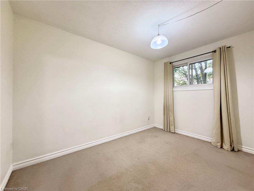 12-61 Thaler Avenue, Kitchener, ON - Indoor Photo Showing Other Room