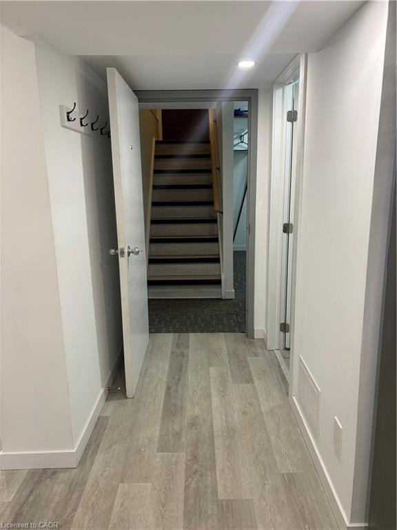 Lower Level-131 Kinzie Avenue, Kitchener, ON - Indoor Photo Showing Other Room