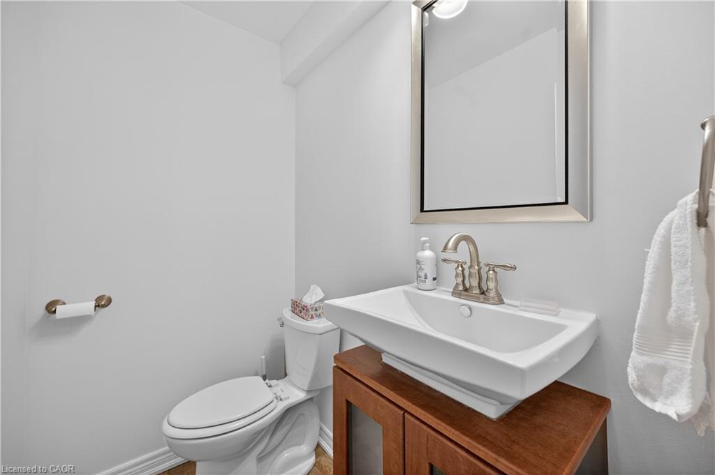 20-1011 White Oak Drive, Burlington, ON - Indoor Photo Showing Bathroom