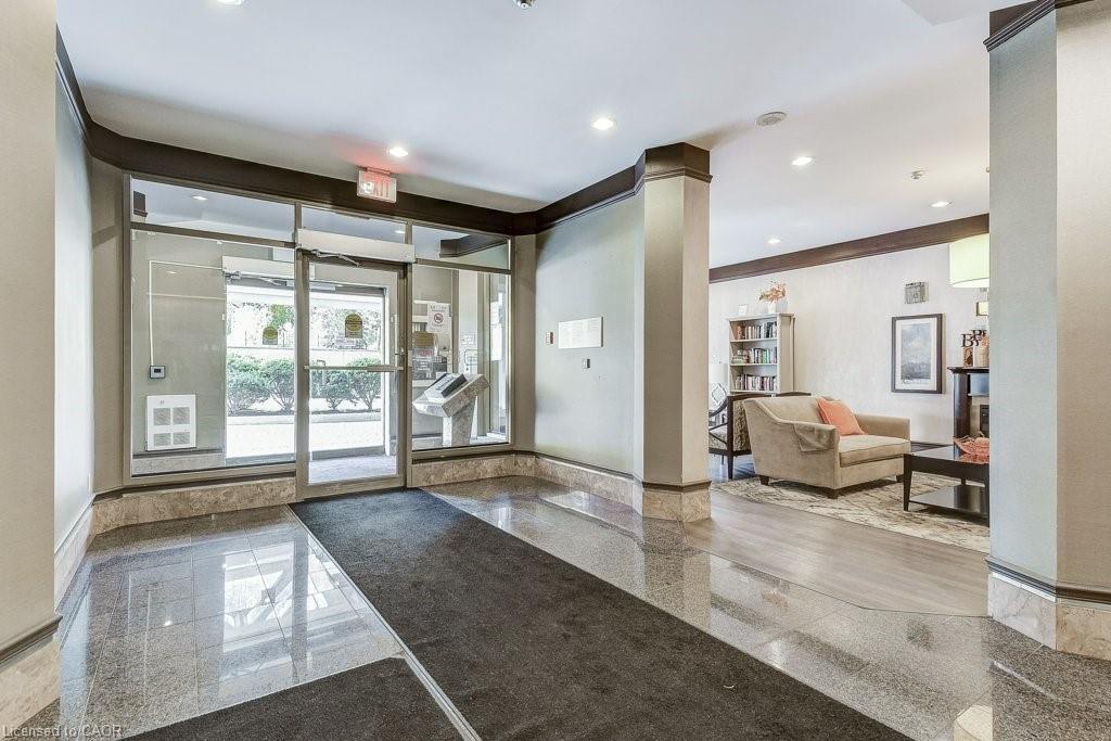 9D-67 Caroline Street S, Hamilton, ON - Indoor Photo Showing Other Room