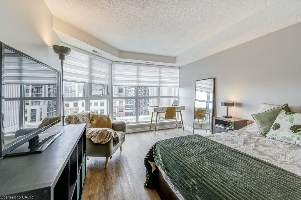 9D-67 Caroline Street S, Hamilton, ON - Indoor Photo Showing Bedroom