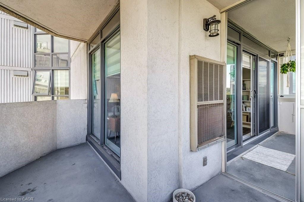 9D-67 Caroline Street S, Hamilton, ON - Outdoor With Exterior