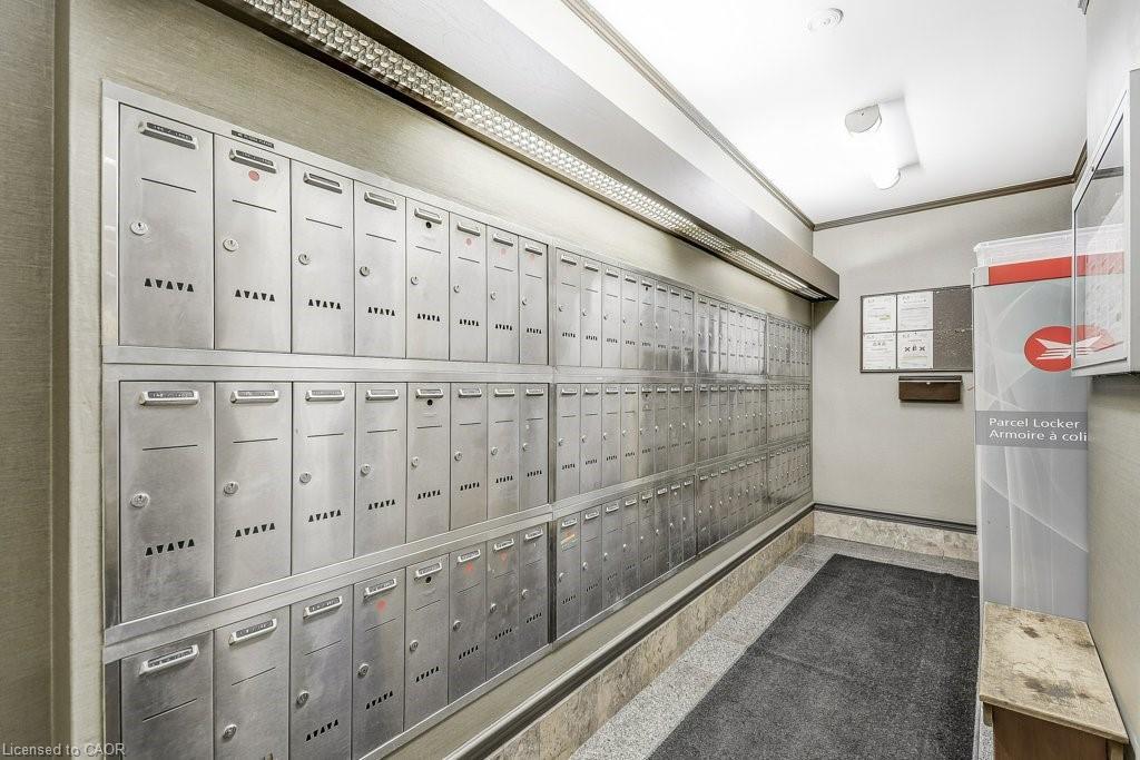 9D-67 Caroline Street S, Hamilton, ON - Indoor Photo Showing Other Room