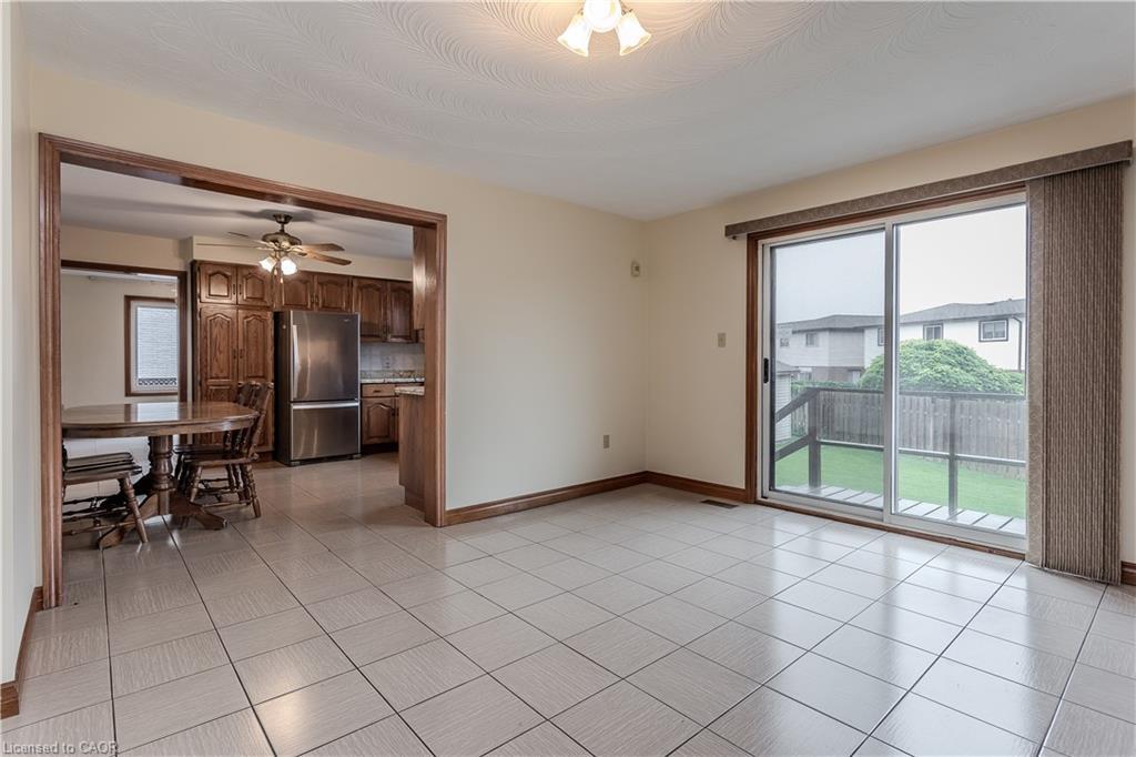 18 Marcel Place, Hamilton, ON - Indoor Photo Showing Other Room