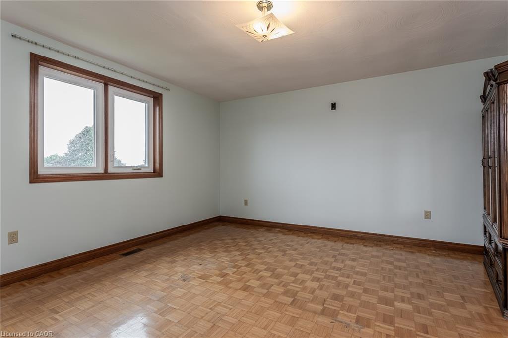 18 Marcel Place, Hamilton, ON - Indoor Photo Showing Other Room