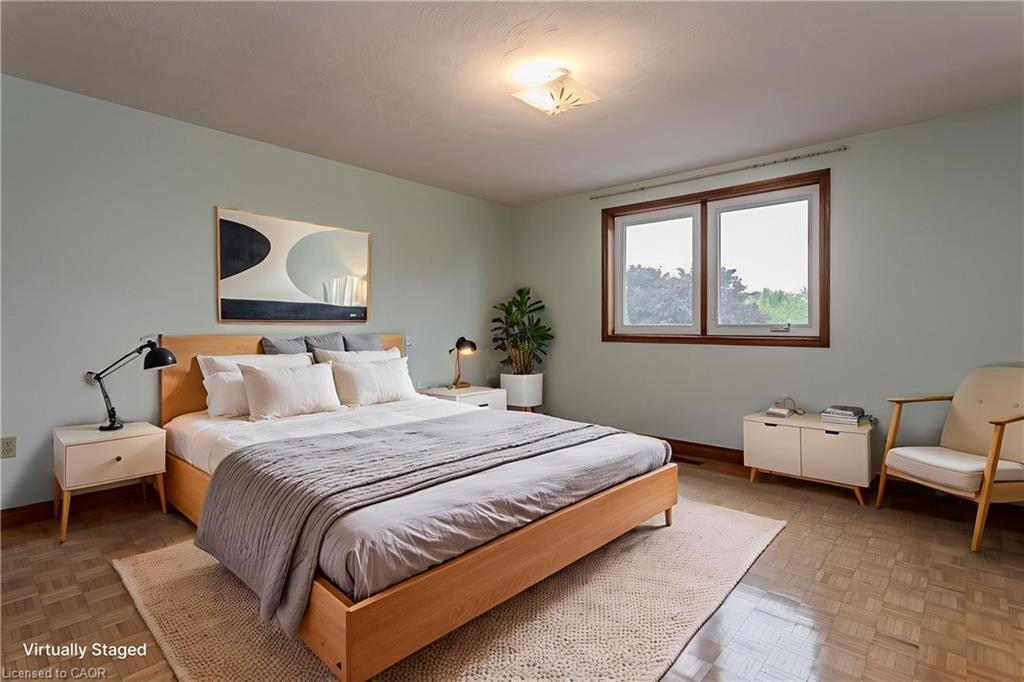 18 Marcel Place, Hamilton, ON - Indoor Photo Showing Bedroom