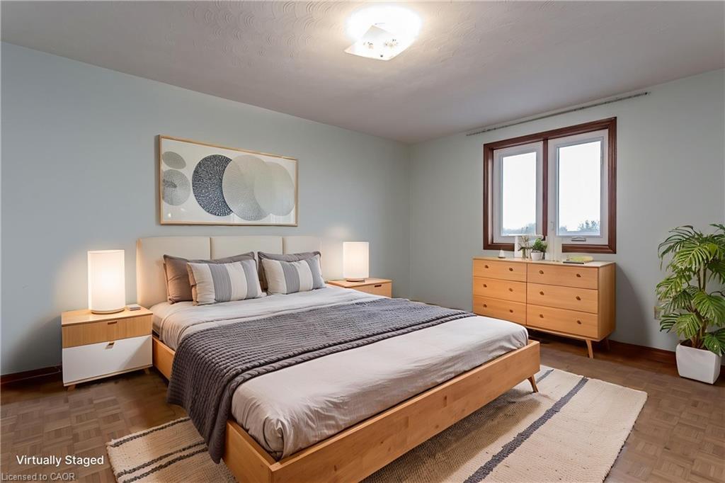 18 Marcel Place, Hamilton, ON - Indoor Photo Showing Bedroom