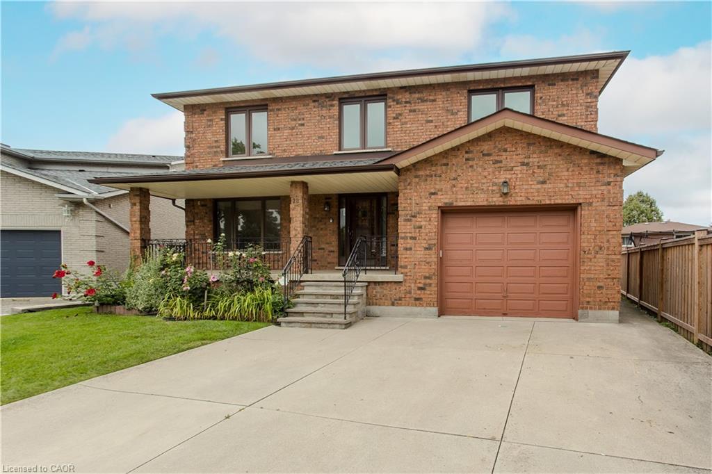 18 Marcel Place, Hamilton, ON - Outdoor With Deck Patio Veranda