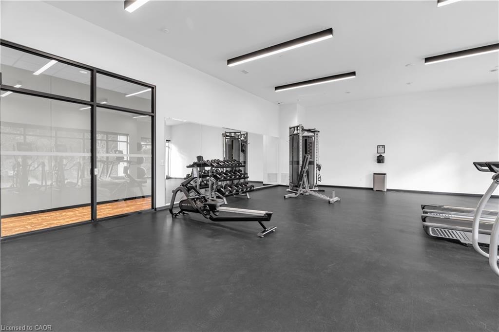 101-525 New Dundee Road, Kitchener, ON - Indoor Photo Showing Gym Room