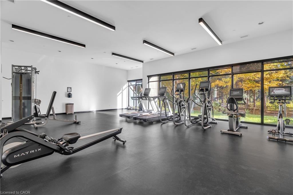 101-525 New Dundee Road, Kitchener, ON - Indoor Photo Showing Gym Room