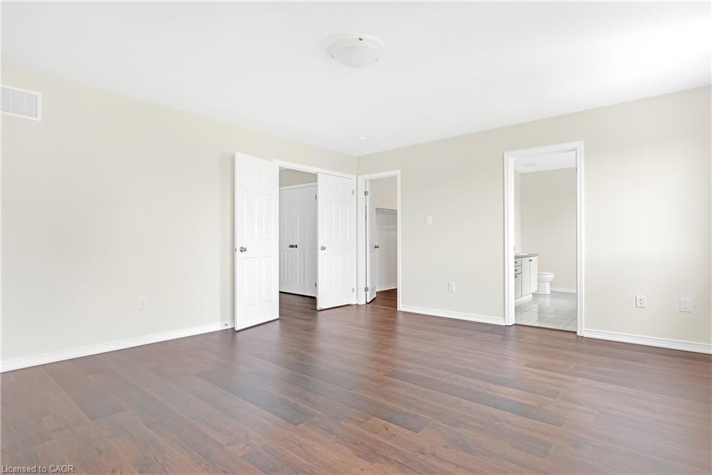 8561 Dogwood Crescent, Niagara Falls, ON - Indoor Photo Showing Other Room