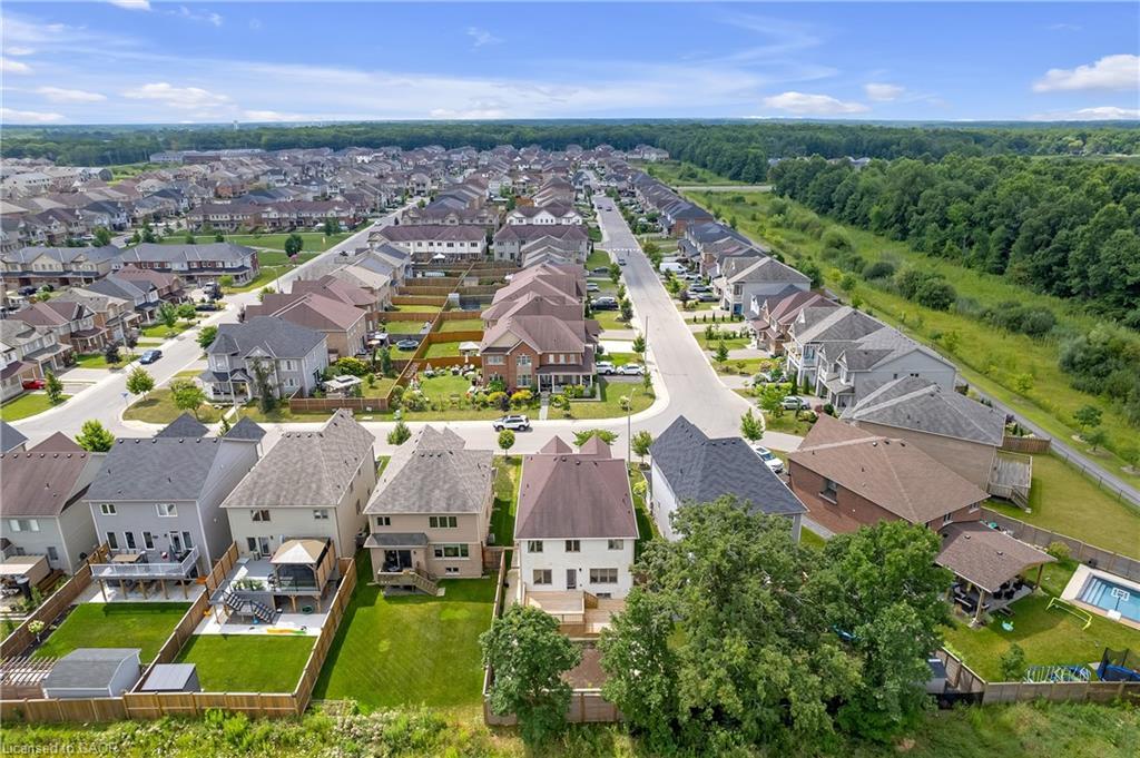 8561 Dogwood Crescent, Niagara Falls, ON - Outdoor With View