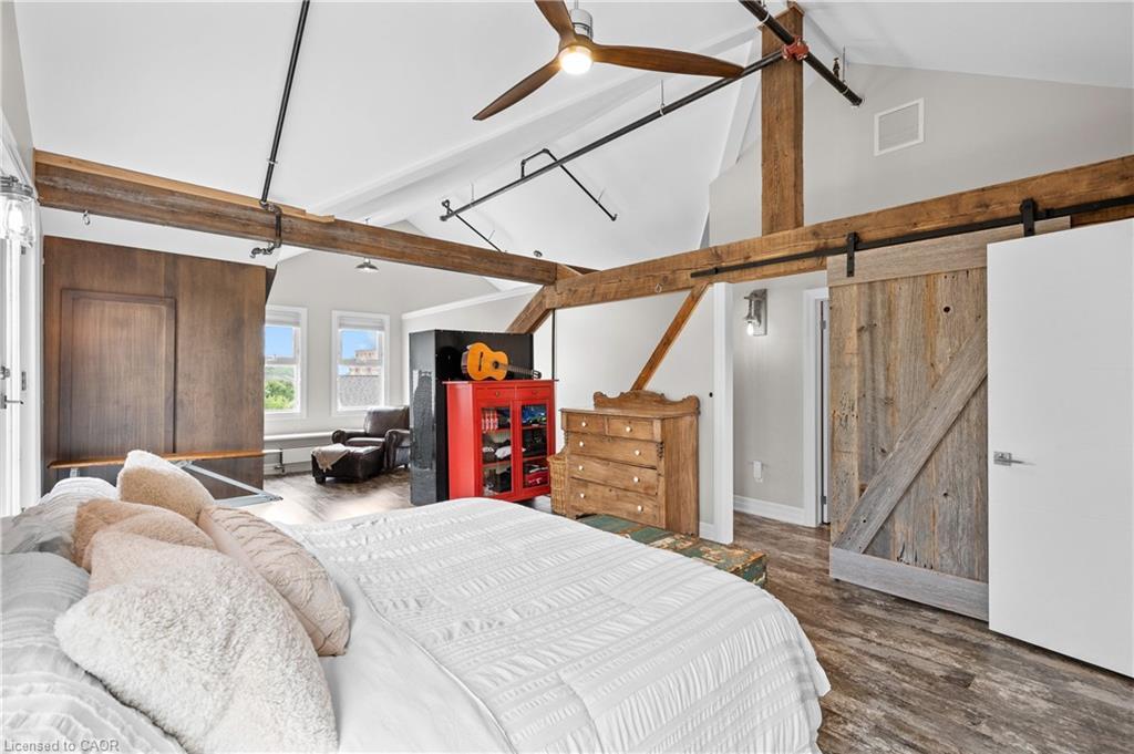 201-25 Concession Street, Cambridge, ON - Indoor Photo Showing Bedroom