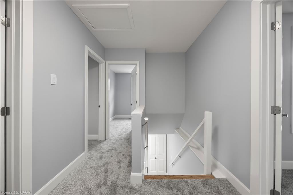 24 Culver Court, London, ON - Indoor Photo Showing Other Room