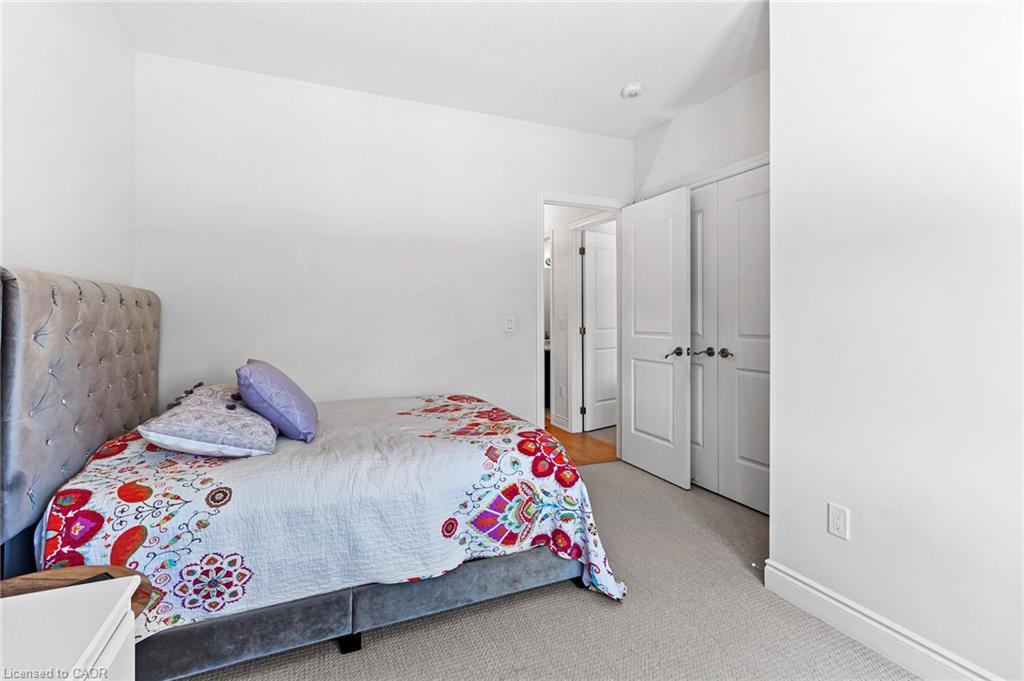 3470 Clayton Trail, Oakville, ON - Indoor Photo Showing Bedroom