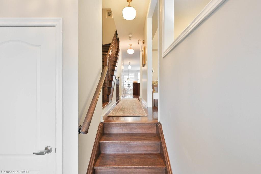 1025 Shaw Drive, Mississauga, ON - Indoor Photo Showing Other Room