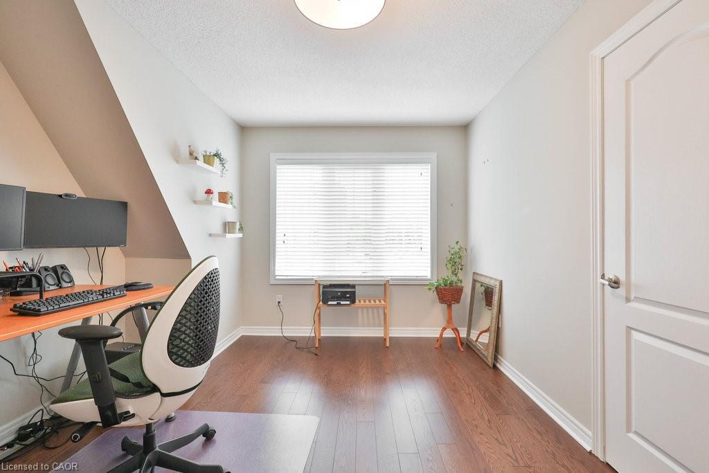 1025 Shaw Drive, Mississauga, ON - Indoor