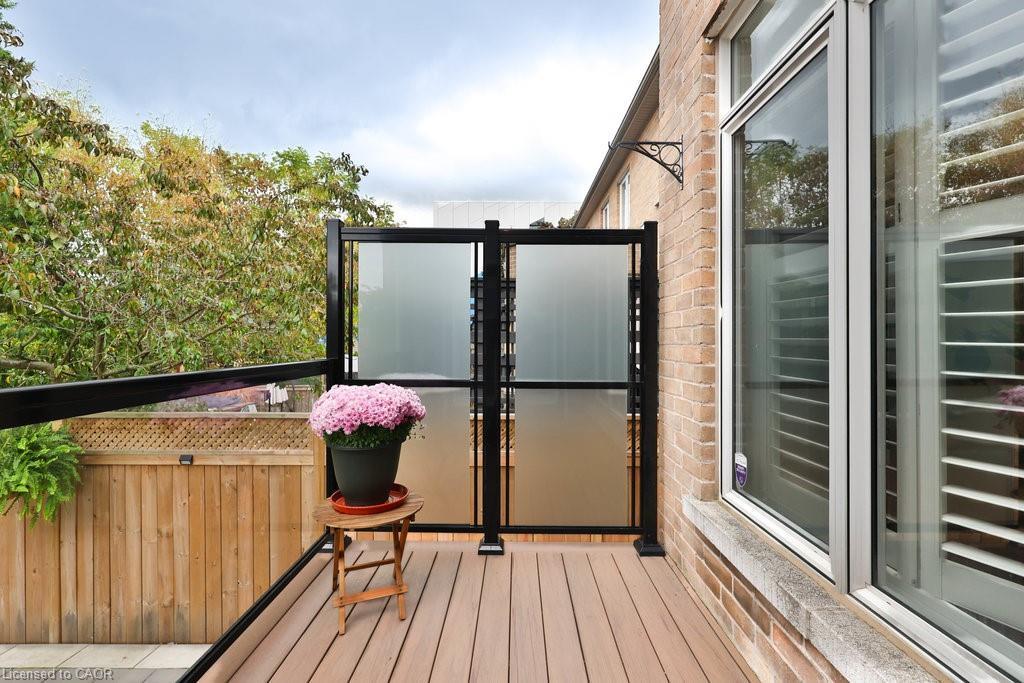 1025 Shaw Drive, Mississauga, ON - Outdoor With Exterior