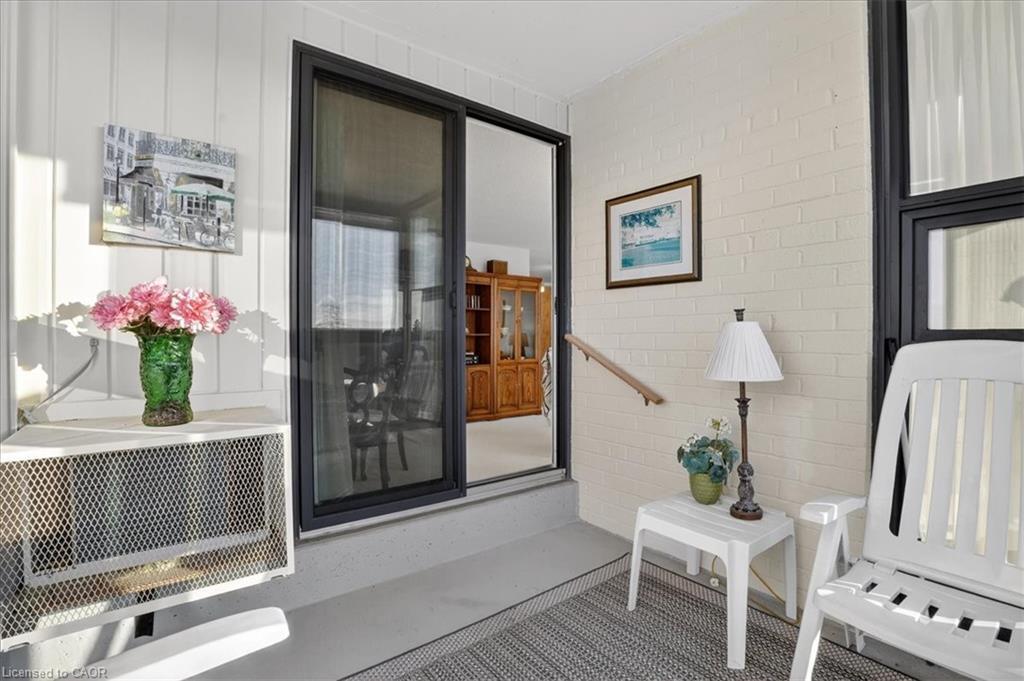 706-19 Woodlawn Road E, Guelph, ON -