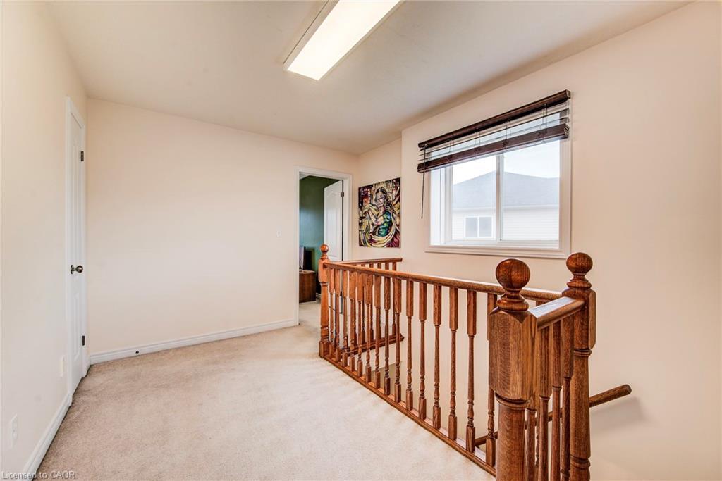46 Clough Crescent, Guelph, ON - Indoor Photo Showing Other Room