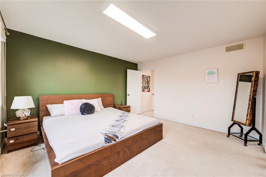 46 Clough Crescent, Guelph, ON - Indoor Photo Showing Bedroom
