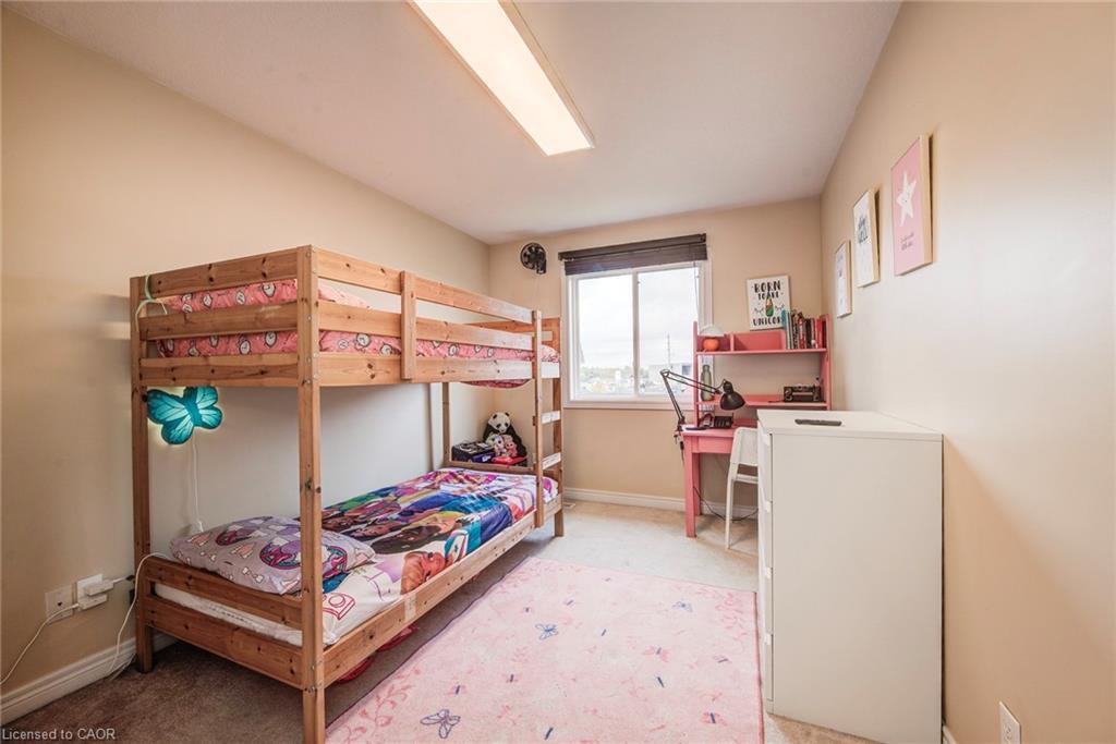 46 Clough Crescent, Guelph, ON - Indoor Photo Showing Bedroom