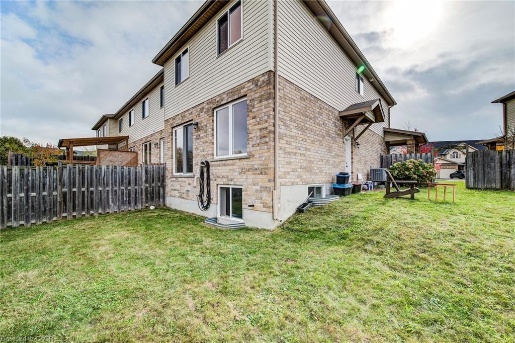 46 Clough Crescent, Guelph, ON - Outdoor With Exterior