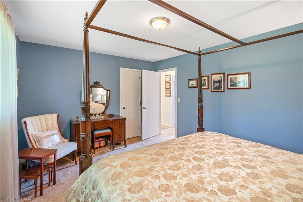 225 Anne Street, Niagara-On-The-Lake, ON - Indoor Photo Showing Bedroom