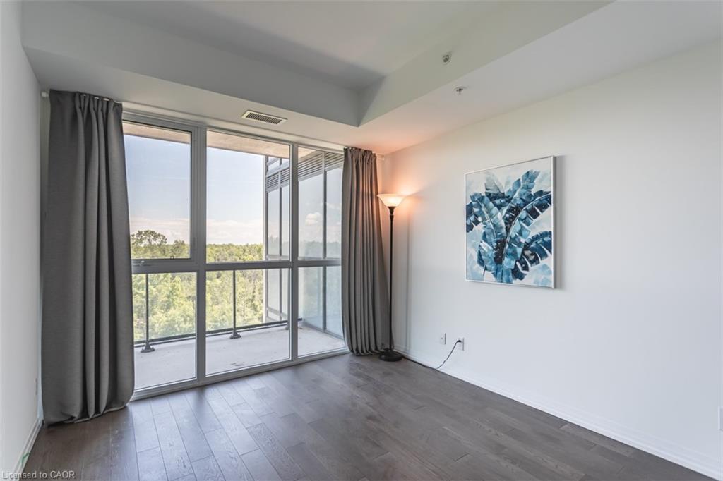 508-7711 Green Vista Gate, Niagara Falls, ON - Indoor Photo Showing Other Room