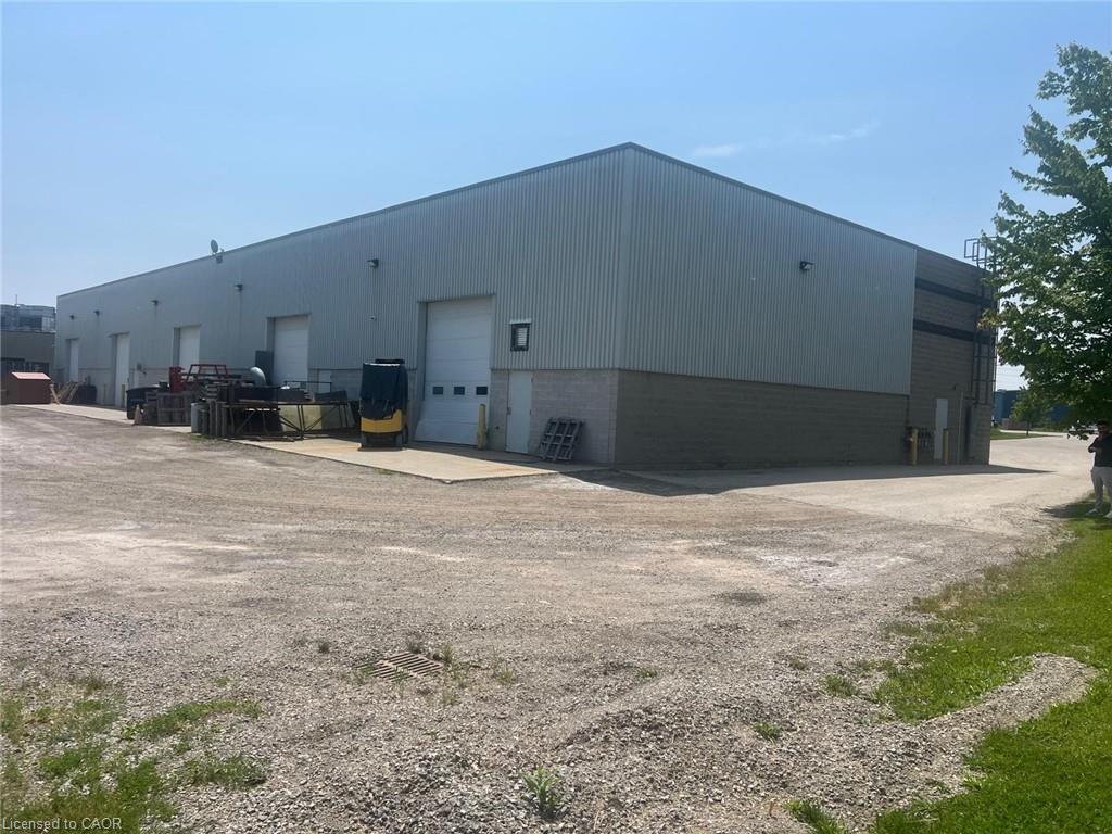 170 Vondrau Drive, Cambridge, ON