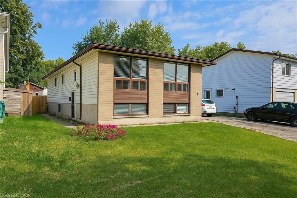 16 Garrow Drive, Hamilton, ON - Outdoor