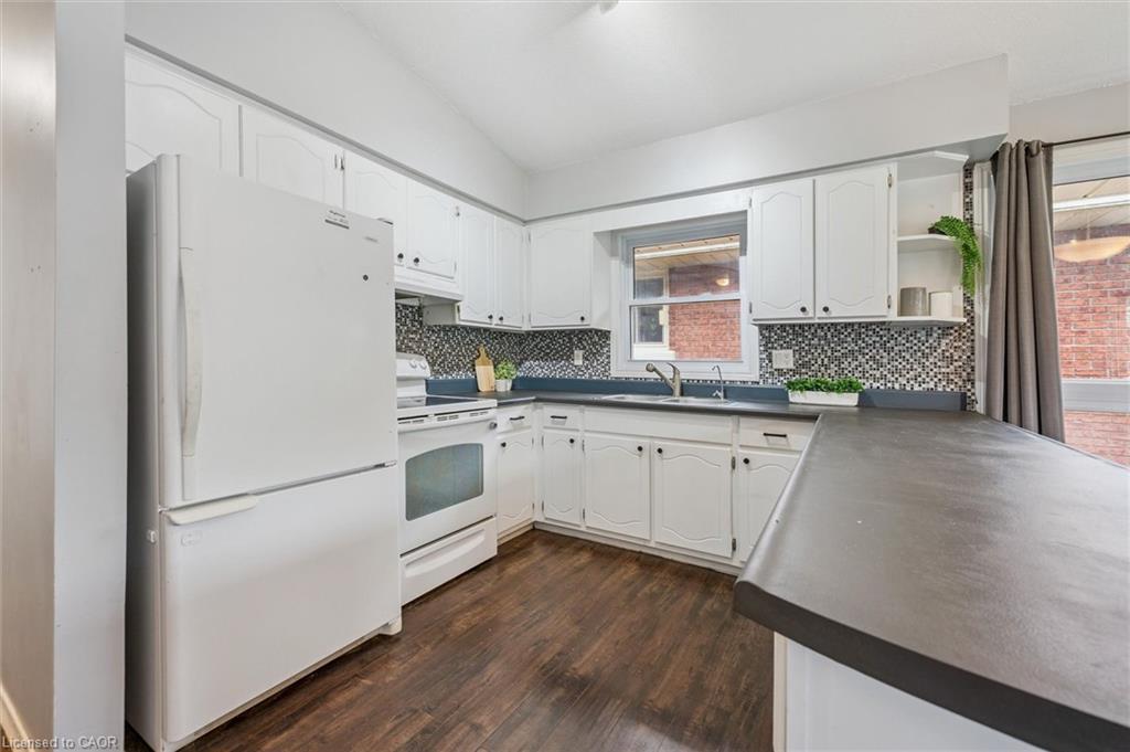 635 Raglan Street, Palmerston, ON - Indoor Photo Showing Kitchen