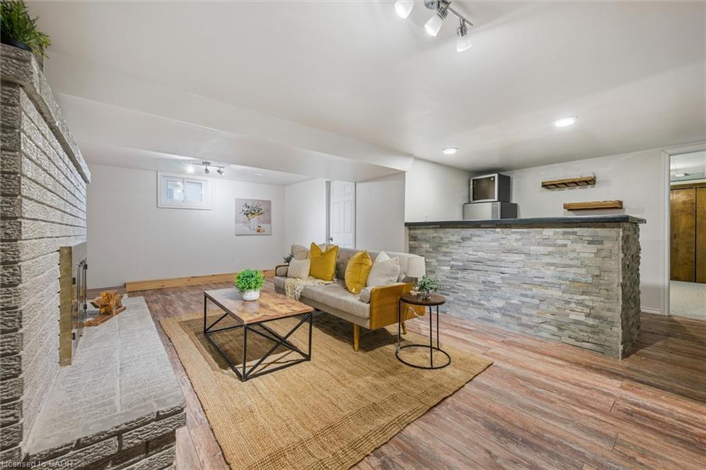 635 Raglan Street, Palmerston, ON - Indoor