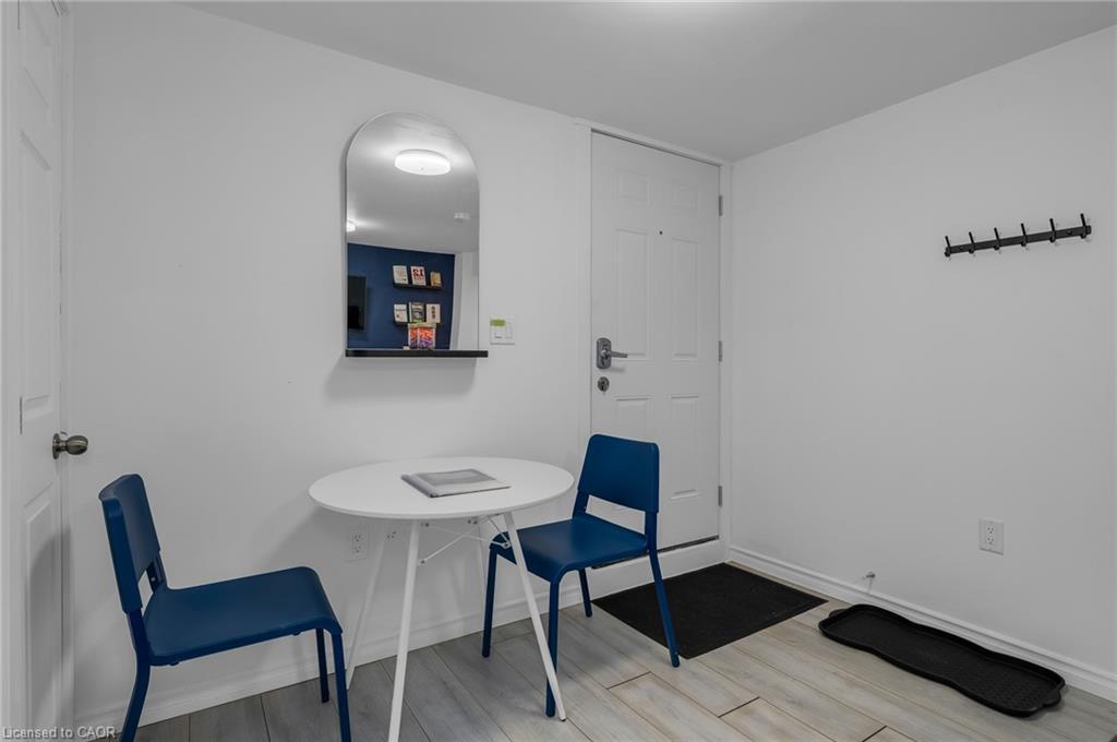 2-16 Golden Boulevard E, Welland, ON - Indoor Photo Showing Other Room