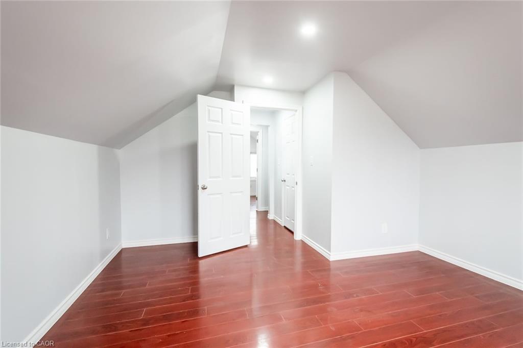 132 Franklin Avenue, Port Colborne, ON - Indoor Photo Showing Other Room