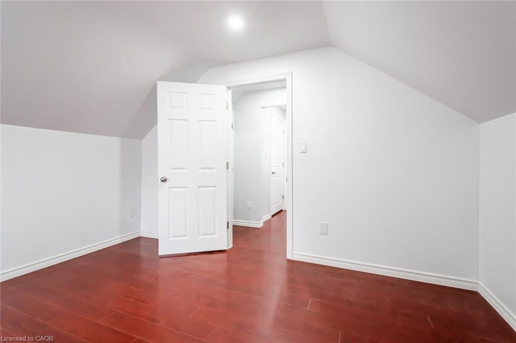 132 Franklin Avenue, Port Colborne, ON - Indoor Photo Showing Other Room