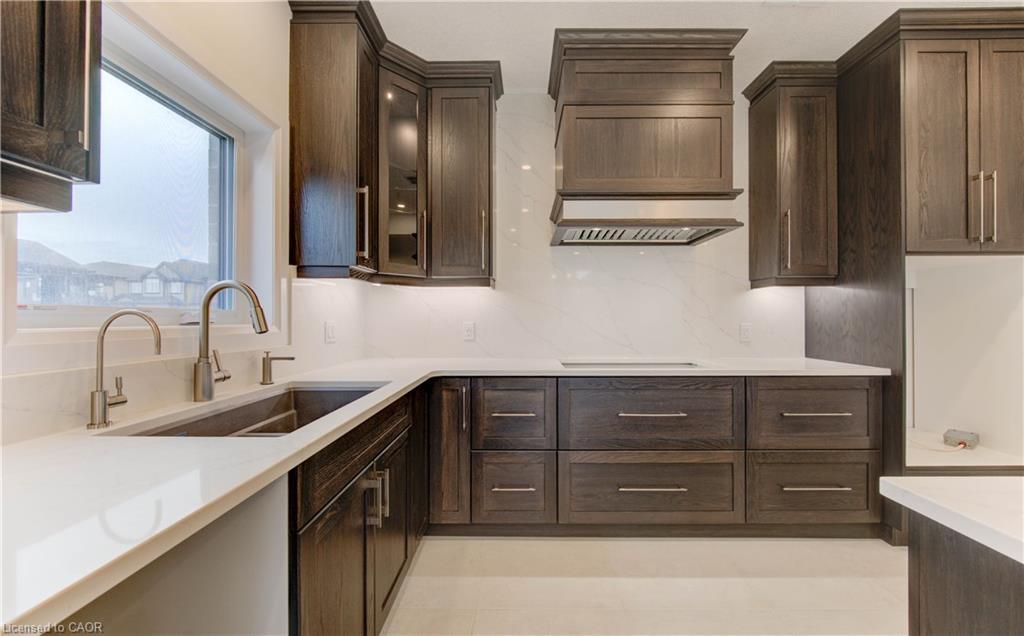 50 Jacob Detweiller Drive, Kitchener, ON - Indoor Photo Showing Kitchen With Double Sink